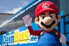 Super Mario f&auml;hrt mit dem Fernbus